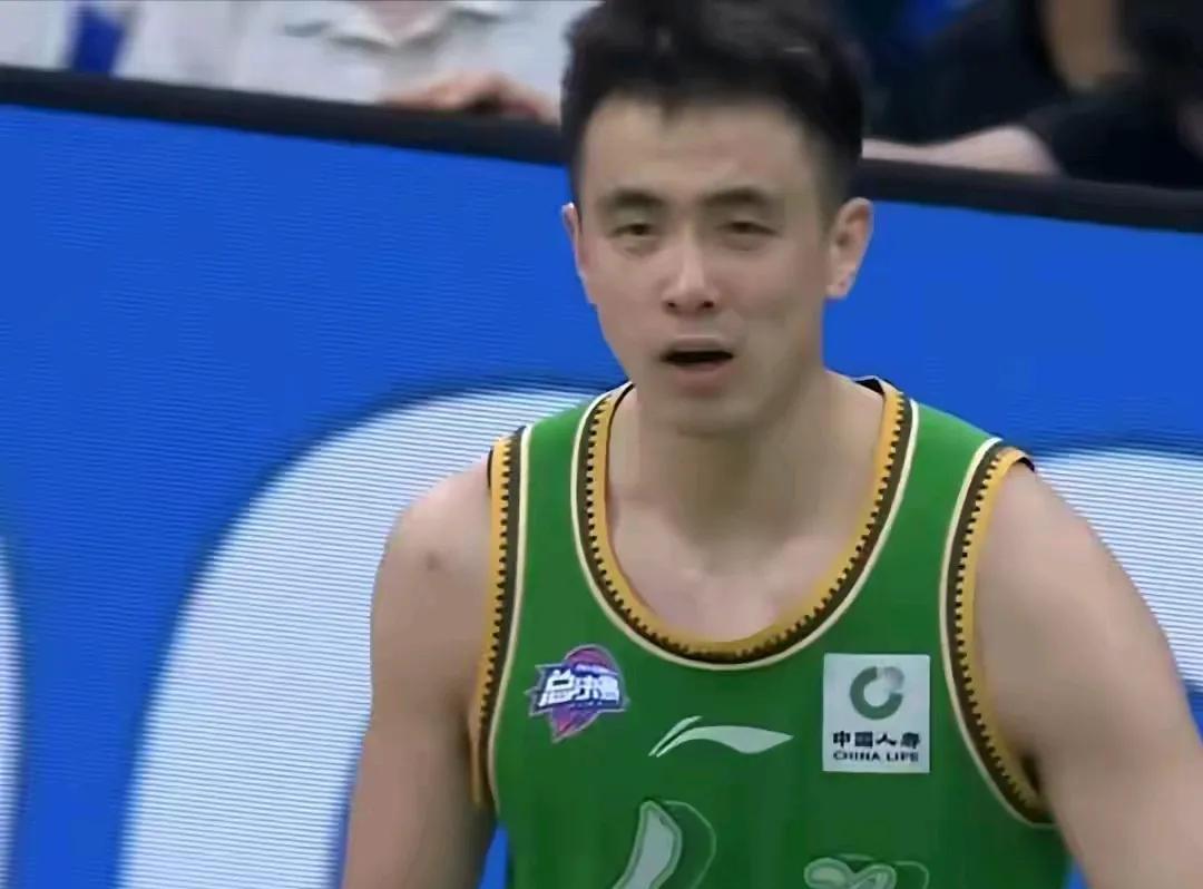 辽宁男篮全运三连胜锁定头名！巧妙避开广东队