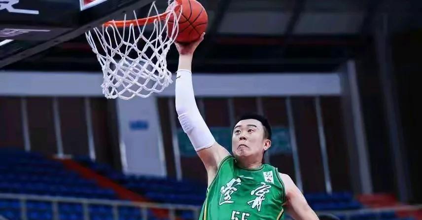 辽宁男篮全运三连胜锁定头名！巧妙避开广东队