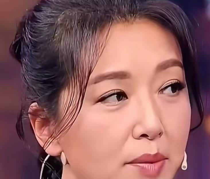 影后江珊自曝'二哈'日常