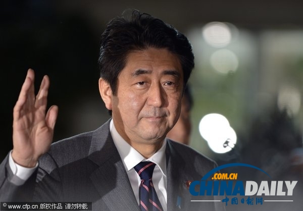 如何打开电瓶盖
